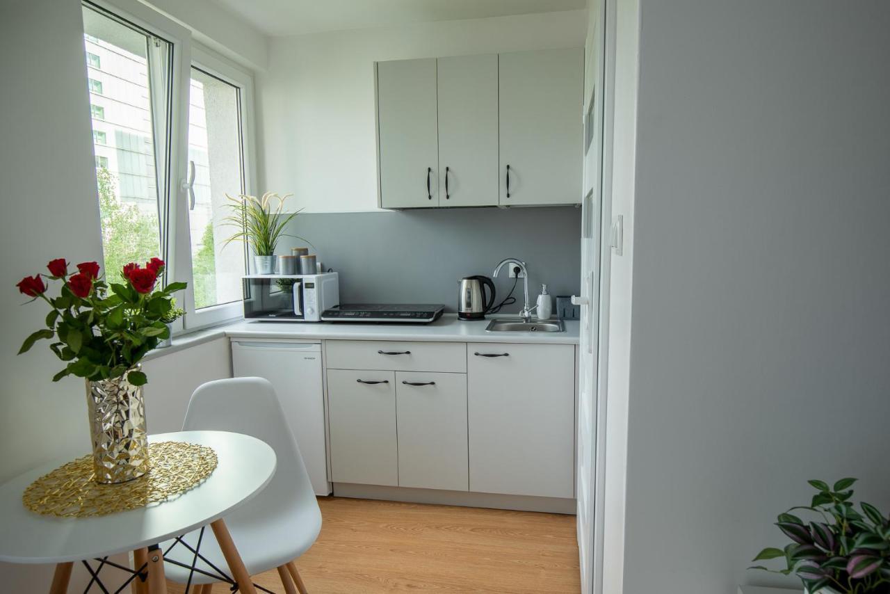 Apartament Ola Varşovia Exterior foto
